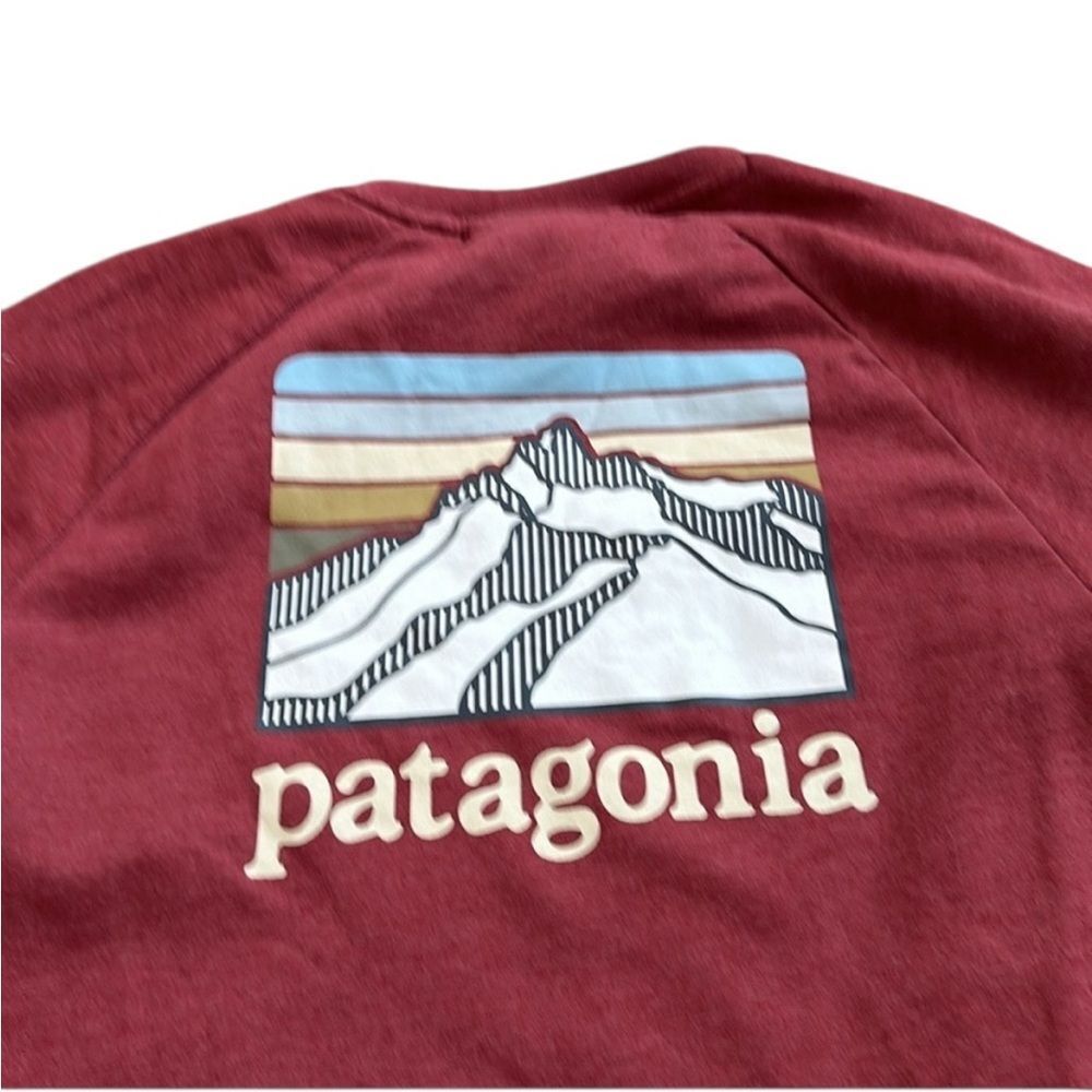 Patagonia Men's Burgundy Crewneck Ling Sleeve Shirt, Size M‎